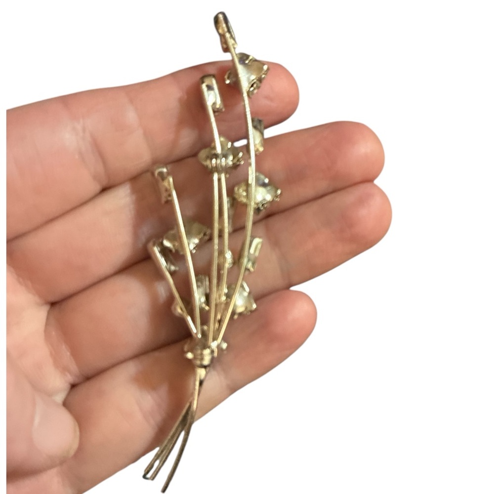 Clear Rhinestone Silver Brooch - Picture 2 of 2